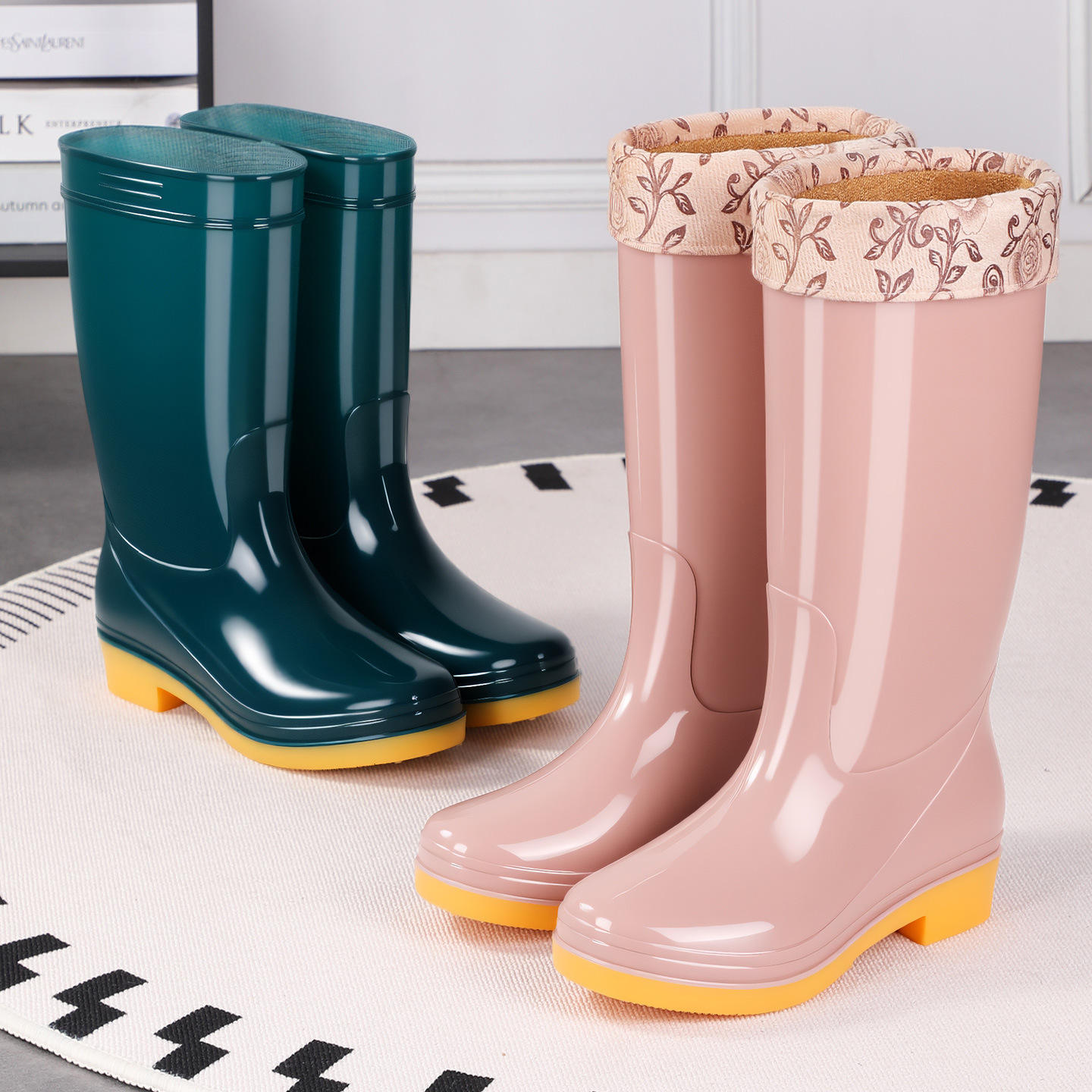 Botine antiderapante cu interior din bumbac