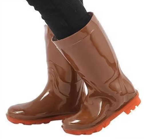 94864b81-d51a-4dbf-be62-efed053f0847_shiny-brown-waterproof-breathable-pvc-garden-boots-heavy‑duty-orange-sole.png